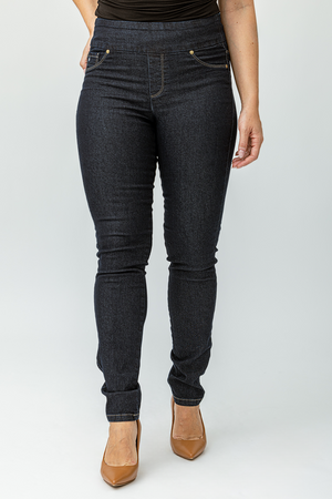 Dark Slimming Pull-On Jeans, Liette model